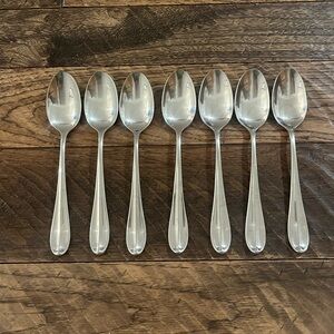 Hampton Silversmiths ELAINE Glossy Stainless Flatware (7) Soup Spoons